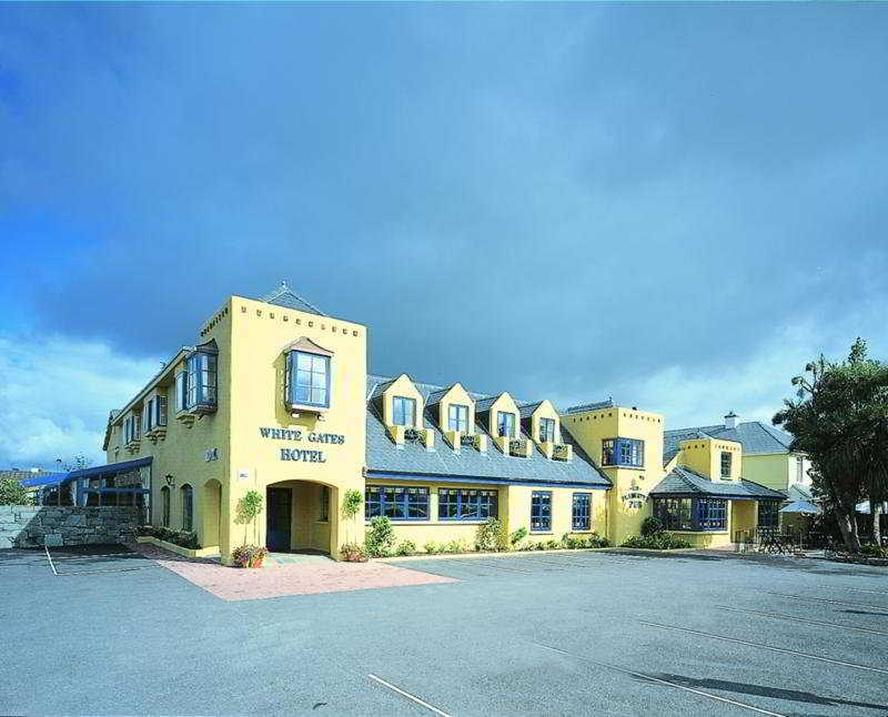 Whitegates Pub & Accommodation Killarney Exterior foto